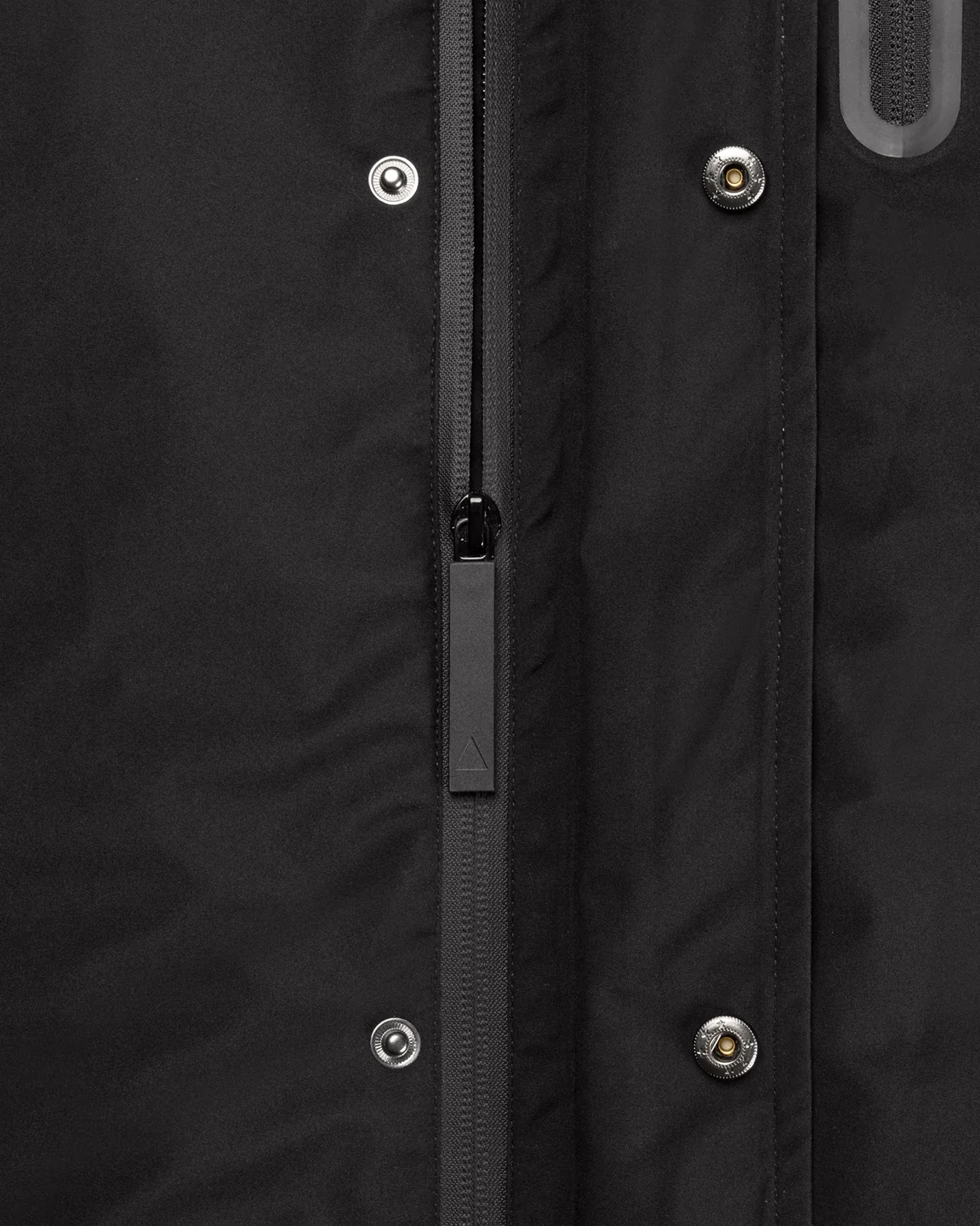 (33) MAIUM X SRFACE PONCHO - Image 10