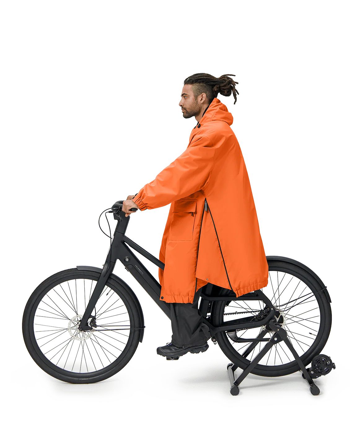 (33) MAIUM X SRFACE PONCHO - Image 14