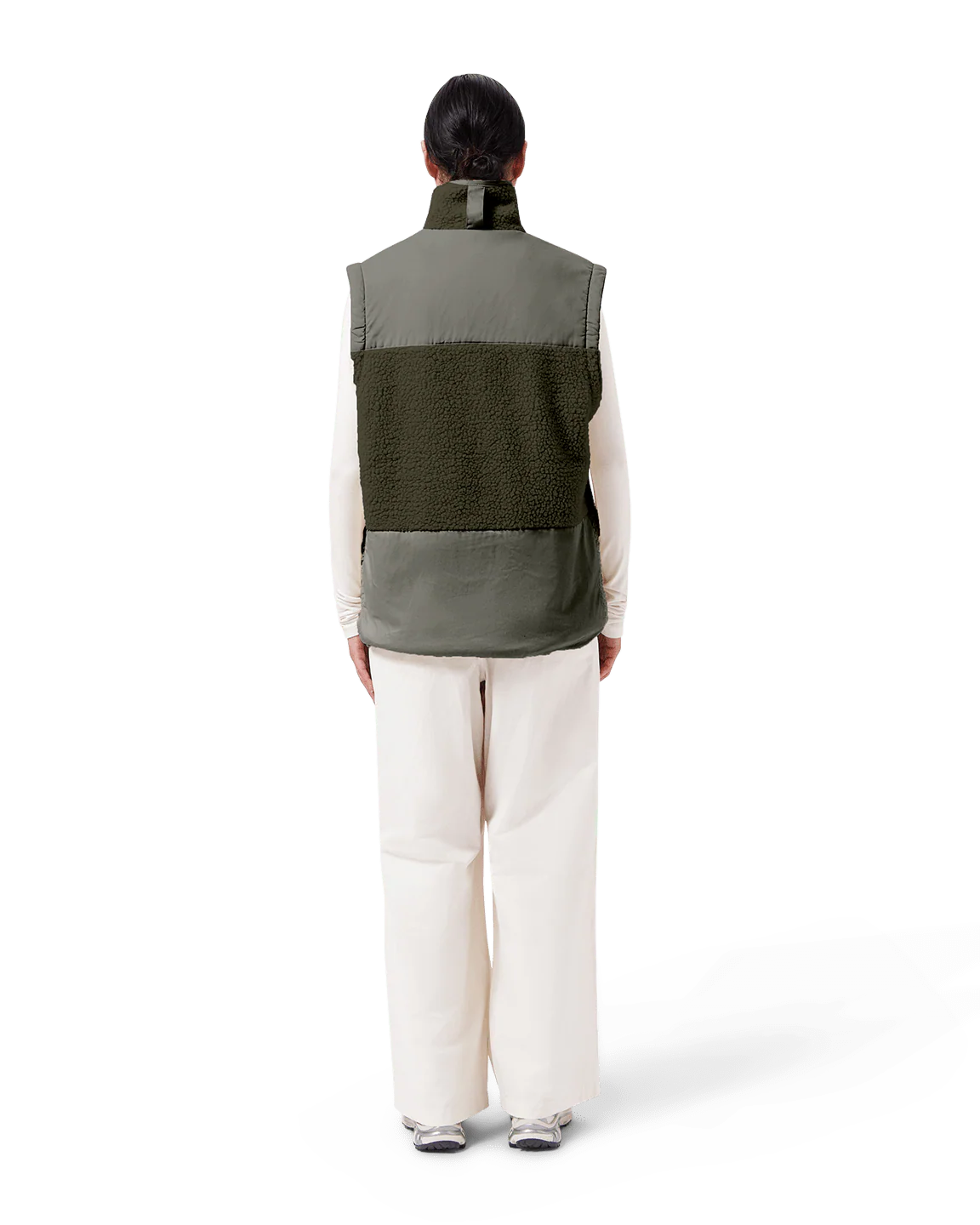 (16) Teddy Cardigan - Image 4