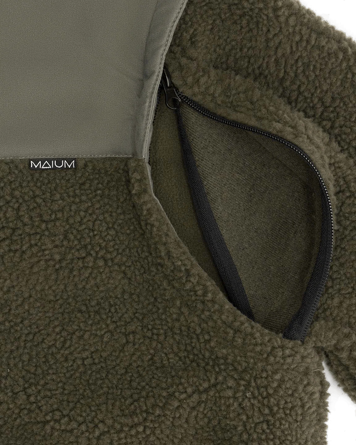 (16) Teddy Cardigan - Image 27